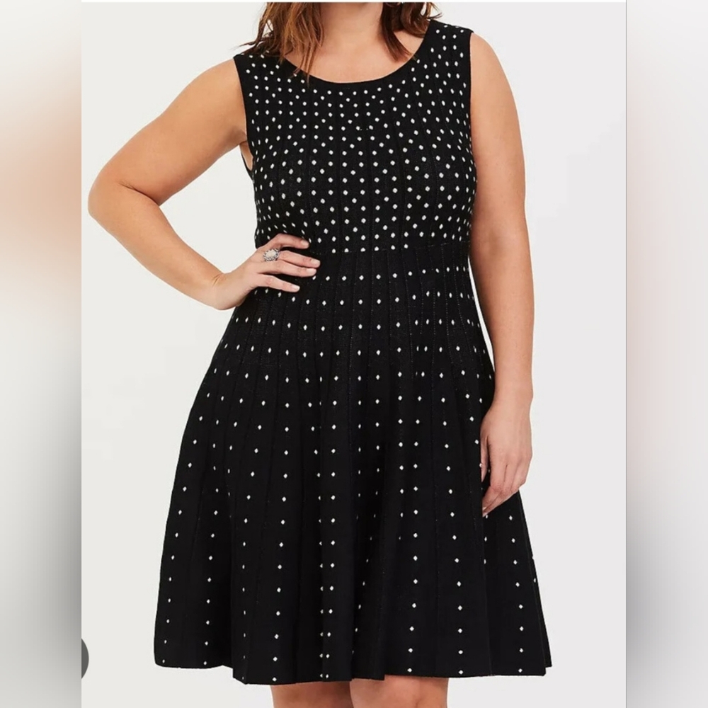 Torrid Sleeveless sweater dress black with white polka dots in 2XL
